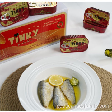 deliciosas sardinhas em conserva de peixe em óleo vegetal